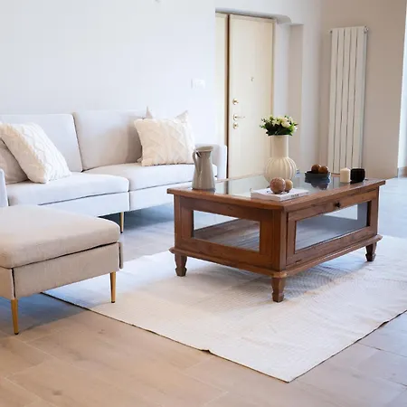 Vatican 4 Bedroom With Private Parking *