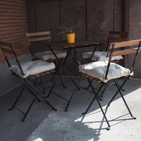 Vatican 4 Bedroom With Private Parking Apartment *